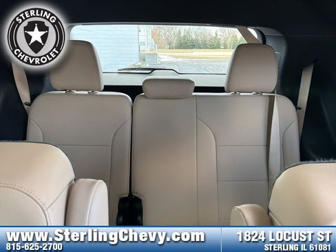 Used 2025 Buick Enclave Preferred image 16