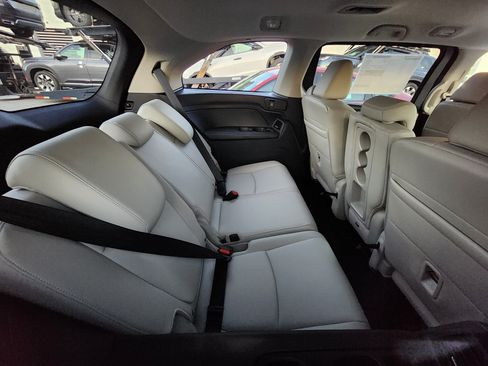 New 2026 Honda Odyssey EX-L image 8