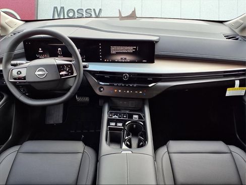 New 2026 Nissan Murano SL image 9