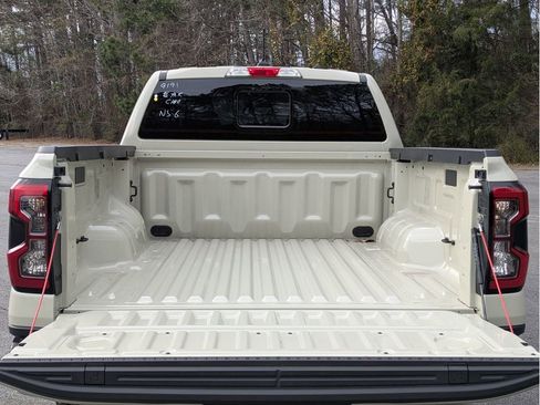 New 2025 Ford Ranger XLT image 7