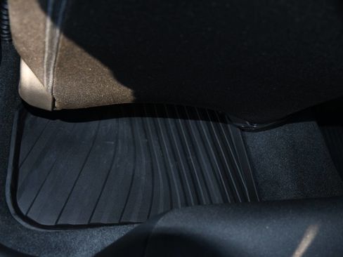 Used 2024 Honda Civic Sport image 17