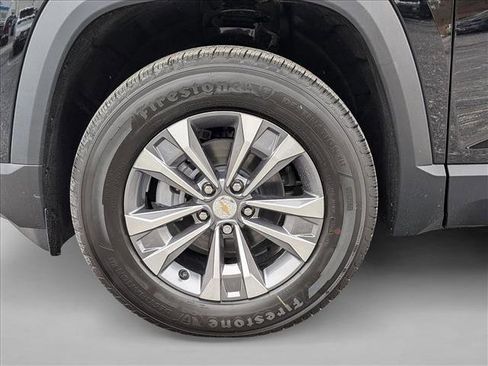 New 2026 Chevrolet Equinox LT w/ Convenience Package II image 10