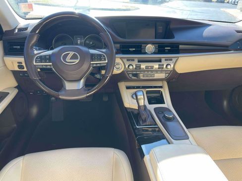 Used 2018 Lexus ES 350 image 7