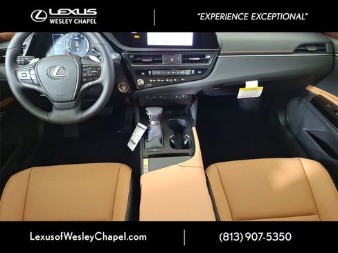 New 2025 Lexus ES 350 w/ Premium Package image 11