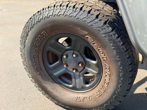 Used 2014 Jeep Wrangler Sport AWD/4WD image 15