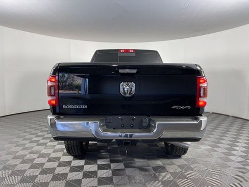 Used 2022 RAM 3500 Laramie AWD/4WD image 7