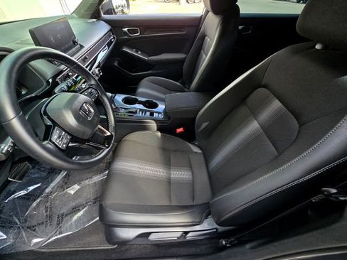 Used 2025 Honda Civic Sport image 15