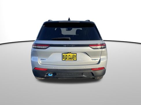 Used 2024 Jeep Grand Cherokee Trailhawk image 5