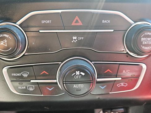 Used 2016 Dodge Charger SXT w/ Rallye Group RWD image 38