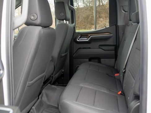 Used 2023 GMC Sierra 1500 Elevation w/ X31 Off-Road Package image 10