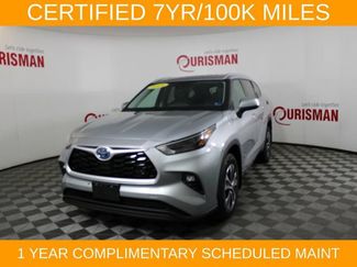 Used 2022 Toyota Highlander XLE AWD/4WD video 1