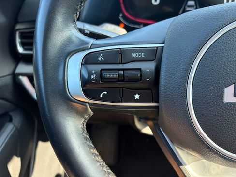 Used 2023 Kia Sportage EX FWD image 23