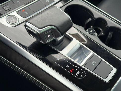 Used 2023 Audi Q8 Premium Plus w/ Premium Plus Package image 18