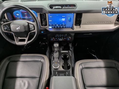 Used 2025 Ford Bronco Outer Banks AWD/4WD image 24