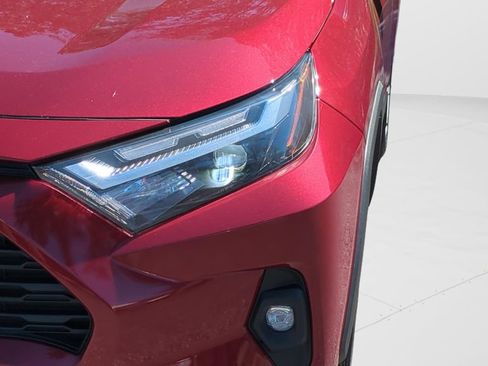 Certified 2022 Toyota RAV4 XLE Premium image 9