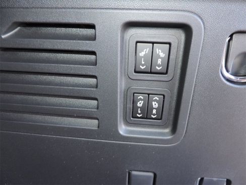 New 2026 Buick Enclave Preferred image 15