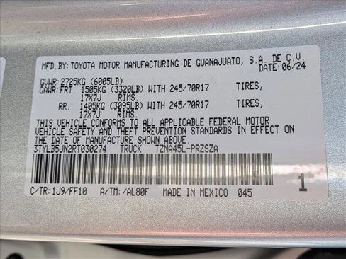 Certified 2024 Toyota Tacoma SR5 w/ SR5 Upgrade Package AWD/4WD image 23