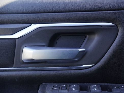 Certified 2025 RAM 1500 Big Horn AWD/4WD image 11