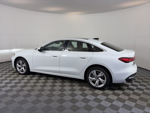 Used 2025 Audi A5 2.0T Premium Plus w/ Premium Plus AWD/4WD image 8
