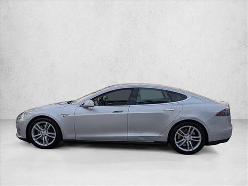 Used 2015 Tesla Model S 85D image 9