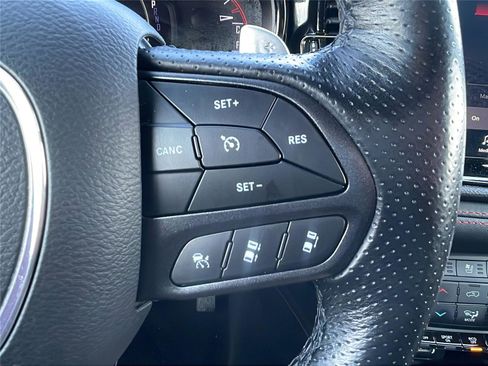 Used 2024 Dodge Durango GT image 25