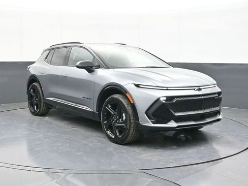 New 2026 Chevrolet Equinox EV RS image 20