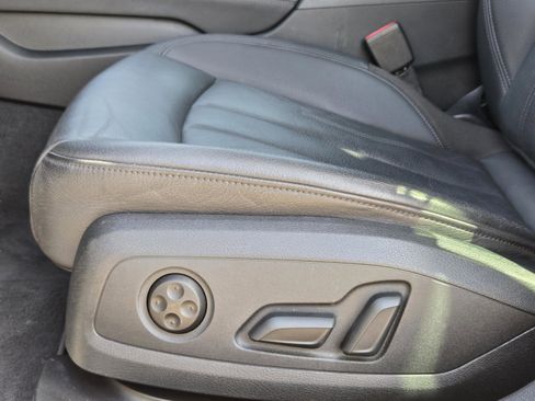 Used 2019 Audi A4 2.0T Premium Plus w/ Premium Plus Package image 32