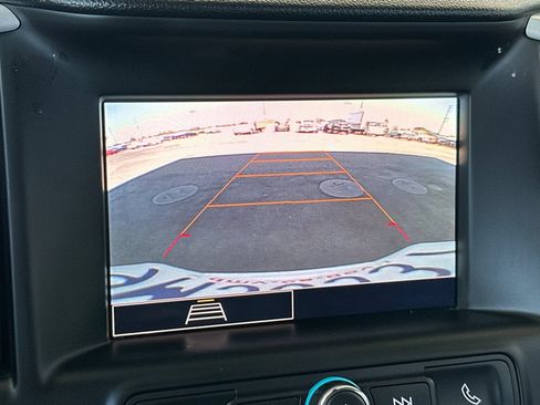 Used 2024 GMC Terrain SLE FWD image 26