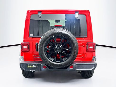 Used 2025 Jeep Wrangler Sahara w/ Safety Group image 7