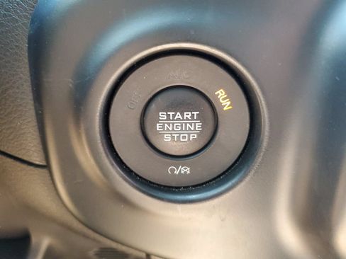 Used 2021 Jeep Wrangler Unlimited Sport AWD/4WD image 23