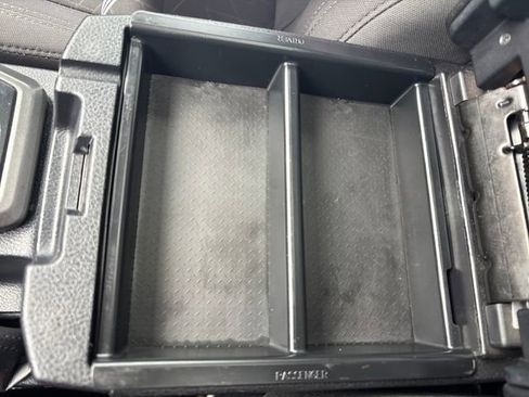 Used 2017 Toyota Tacoma TRD Off-Road image 20