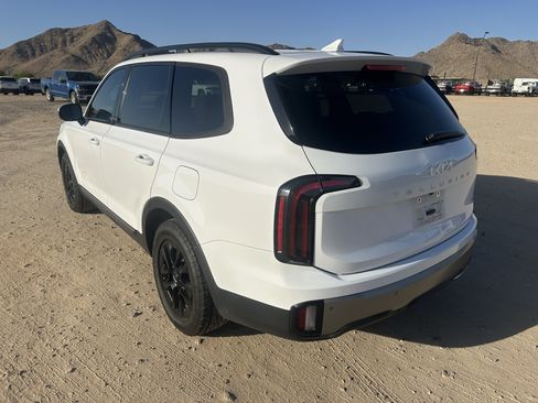 Used 2023 Kia Telluride SX X-Pro AWD/4WD image 3
