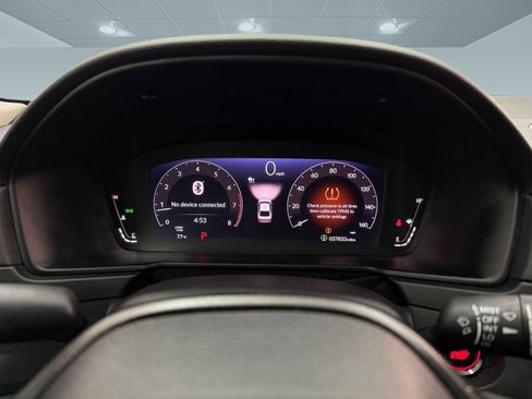 Used 2025 Honda Accord SE image 17