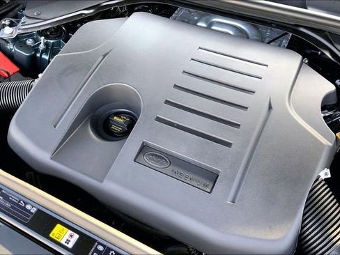 New 2026 Land Rover Range Rover Sport Dynamic SE image 15