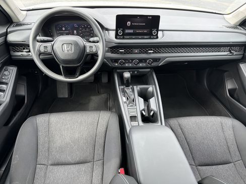 Certified 2025 Honda Accord SE image 12