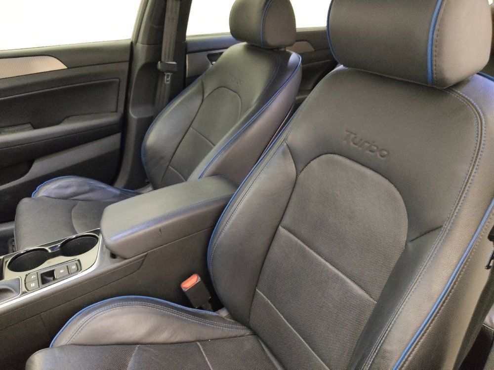 Used 2019 Hyundai Sonata Limited FWD image 17