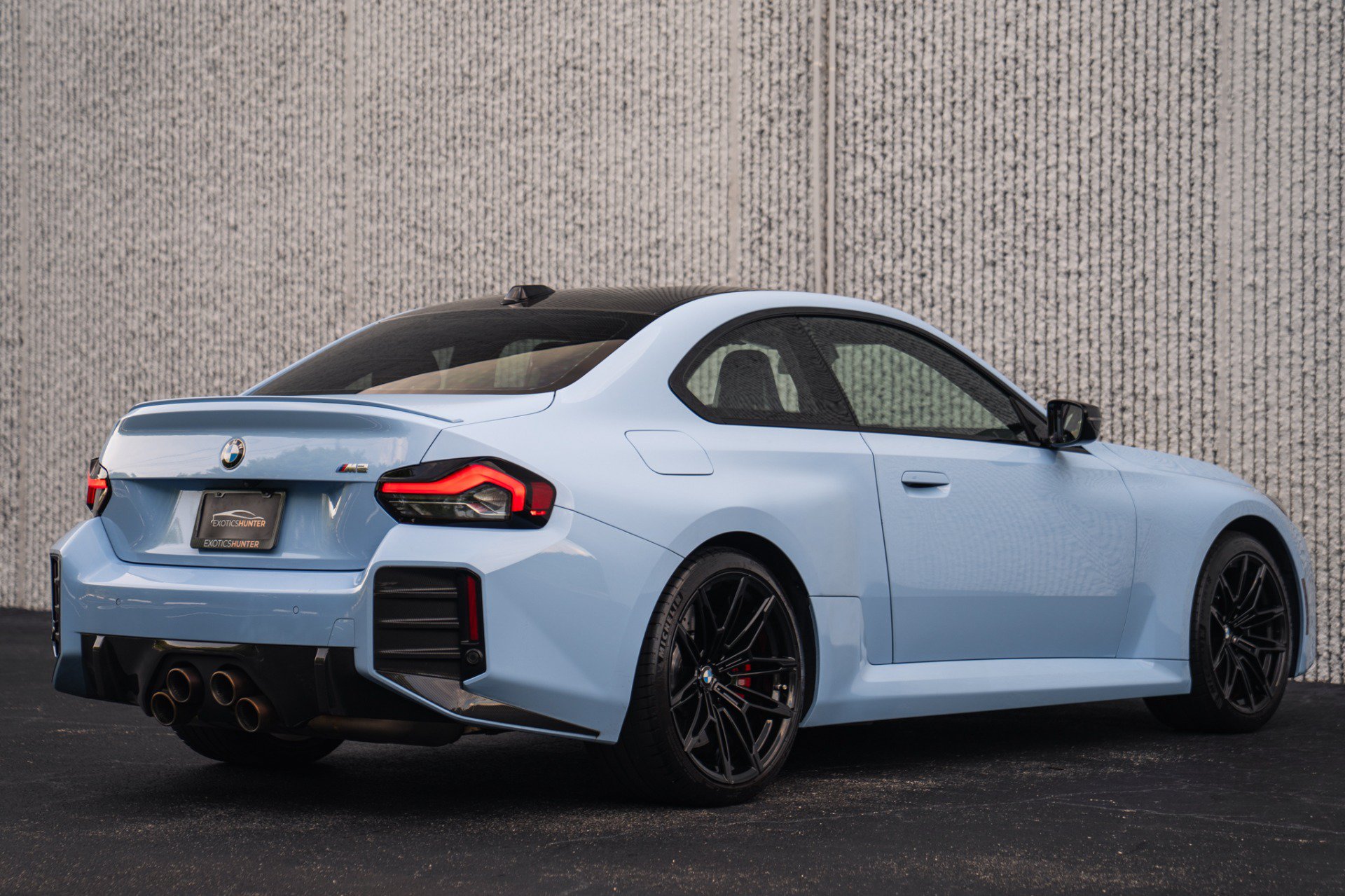 Used 2024 BMW M2 w/ Carbon Package RWD image 9
