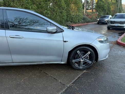 Used 2015 Dodge Dart SXT image 12