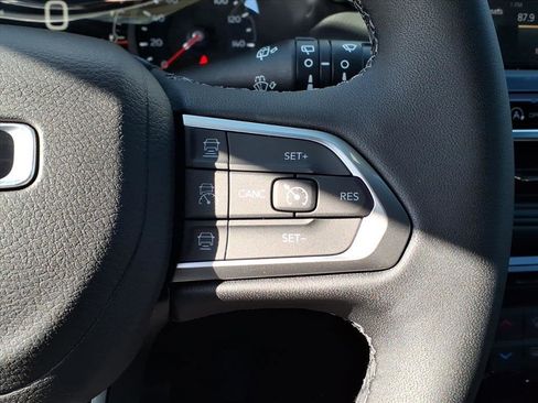 New 2026 Jeep Compass Limited image 15