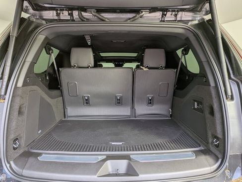 New 2026 Cadillac Escalade ESV Luxury w/ Touring Package AWD/4WD image 16