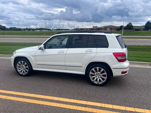 Used 2011 Mercedes-Benz GLK 350 2WD image 9