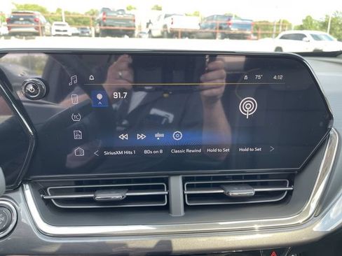 New 2026 Chevrolet Trax ACTIV w/ Sunroof Package FWD image 19