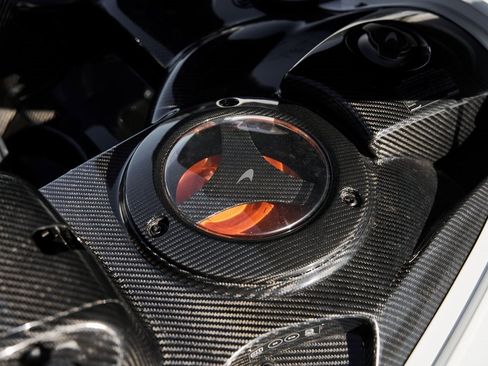 Used 2021 McLaren Elva image 29