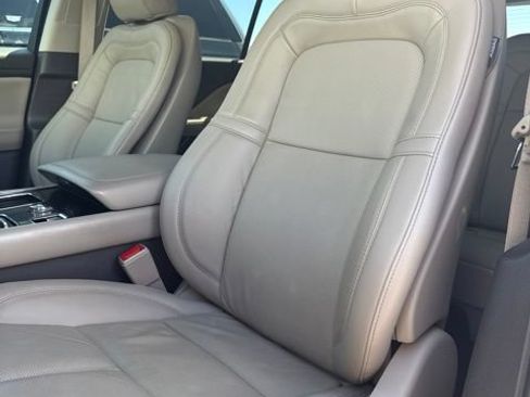 Used 2024 Lincoln Aviator Reserve w/ Jet Package RWD image 10