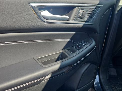 Used 2024 Ford Edge Titanium AWD/4WD image 9