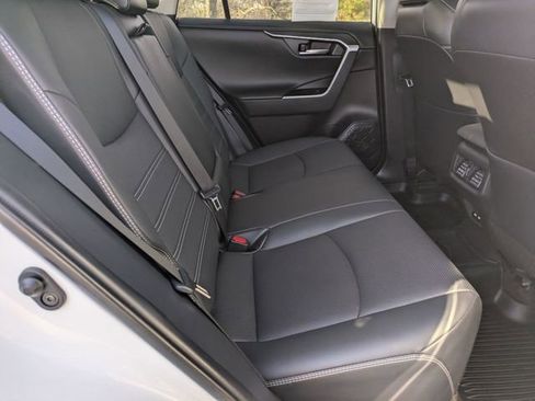 Used 2021 Toyota RAV4 Limited image 26