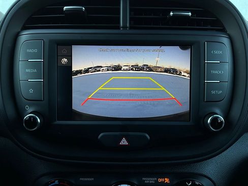 Used 2025 Kia Soul LX w/ LX Technology Package image 29