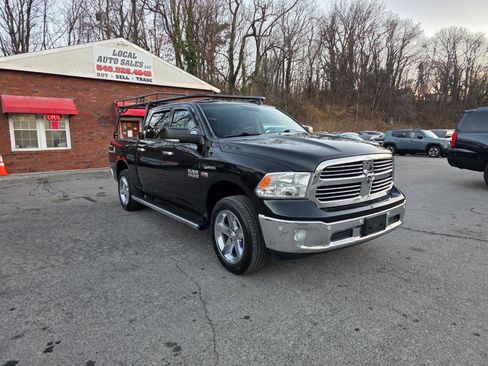 Used 2017 RAM 1500 Big Horn image 3