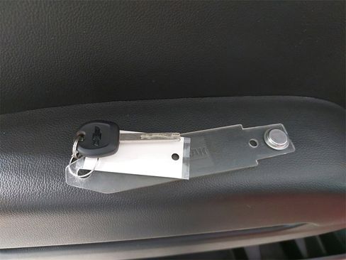 Used 2019 Chevrolet Silverado 3500 W/T image 32