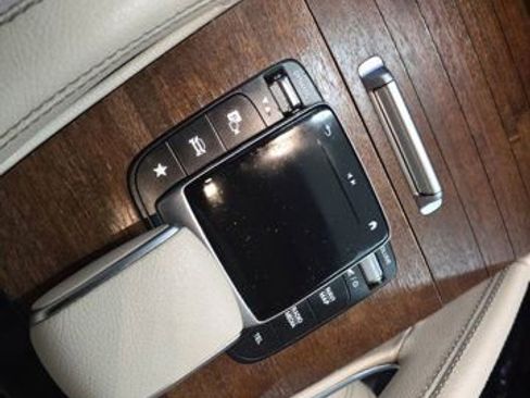 Used 2022 Mercedes-Benz GLE 450 4MATIC image 28